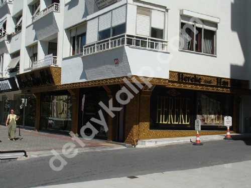 HRK HALI DI CEPHE POLYESTER VE VARAK UYGULAMASI